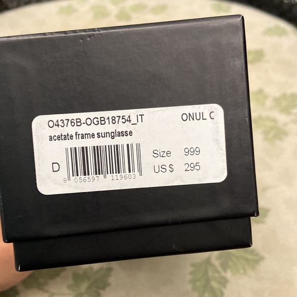 Versace sunglasses box with authenticity booklet, wipe cloth,tag,case set - Picture 3 of 6